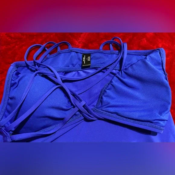 Like New Medium Ana Tankini Top Beautiful Blue padding slimming flattering Cute - Picture 11 of 14